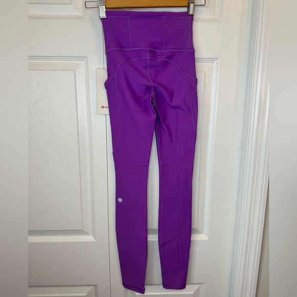 Lululemon Fast and Free High-Rise Fleece Tight 28"
Moonlit Magenta Sz.0 - Picture 8 of 8